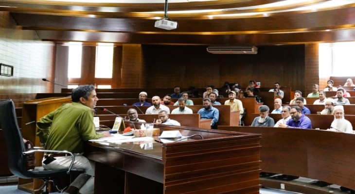 চুয়েট এর নবনিযুক্ত ভিসির সাথে শিক্ষকবৃন্দের মতবিনিময়